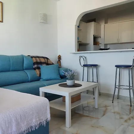 Sunbeach Lägenhet *