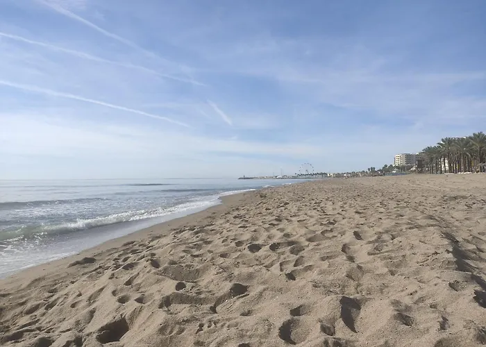 Sunbeach Lägenhet *